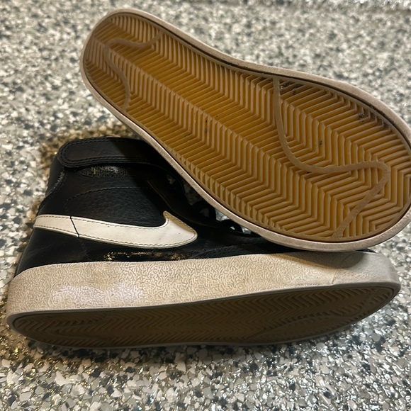 Nike - Hightop Sneakers Size 1.5 - Picture 4 of 4